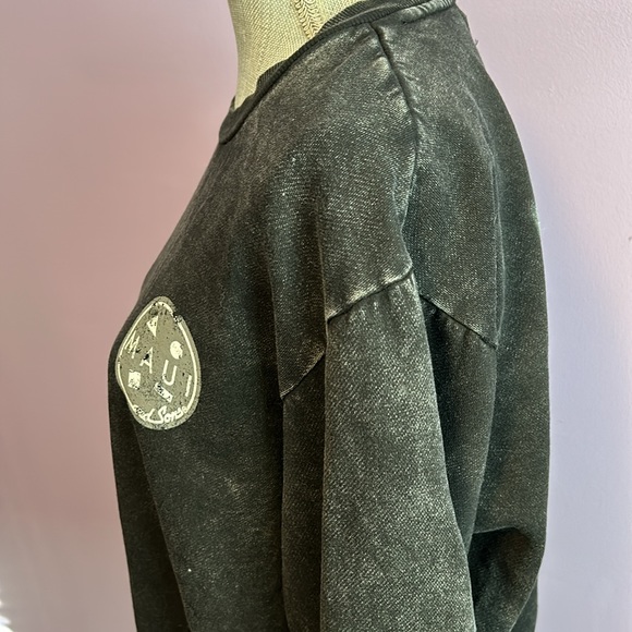 Maui Shark Crewneck - Picture 11 of 12